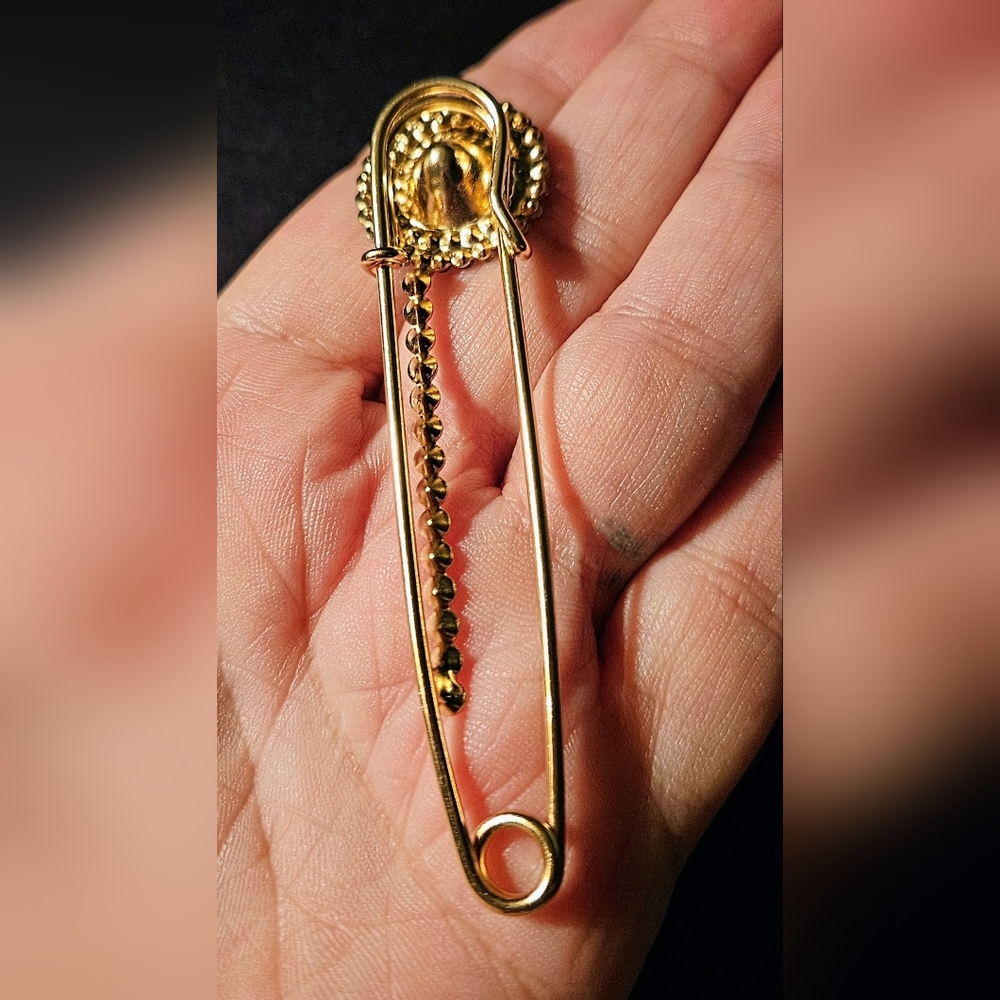 Safety Pin Design Collection - Picture 5 of 12